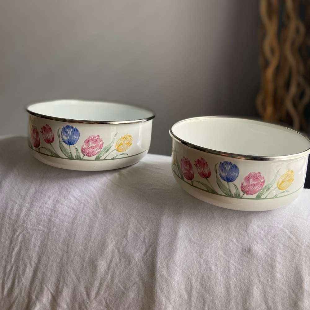 Vintage bowls